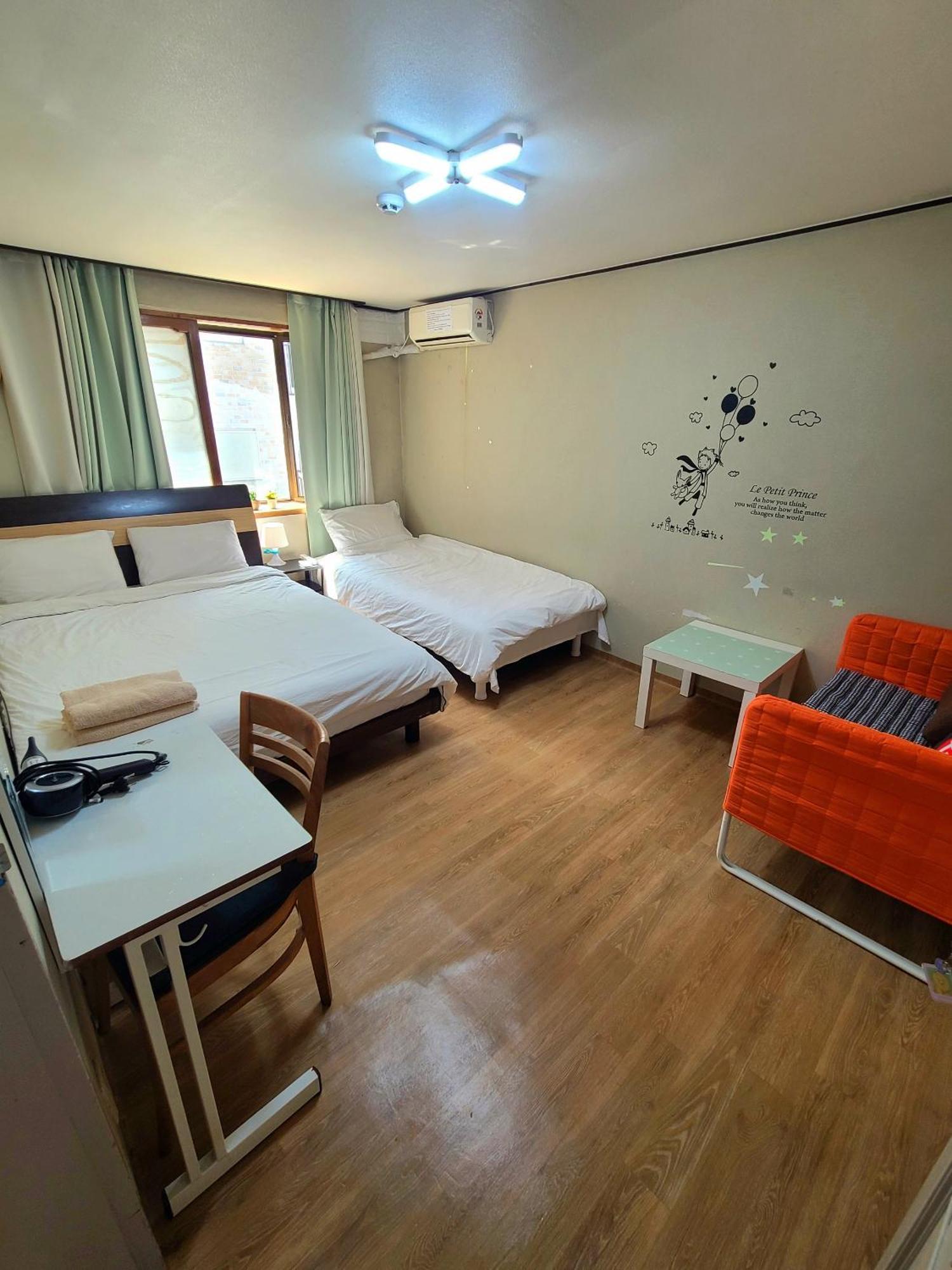 Appletree Guesthouse Seoul Bagian luar foto