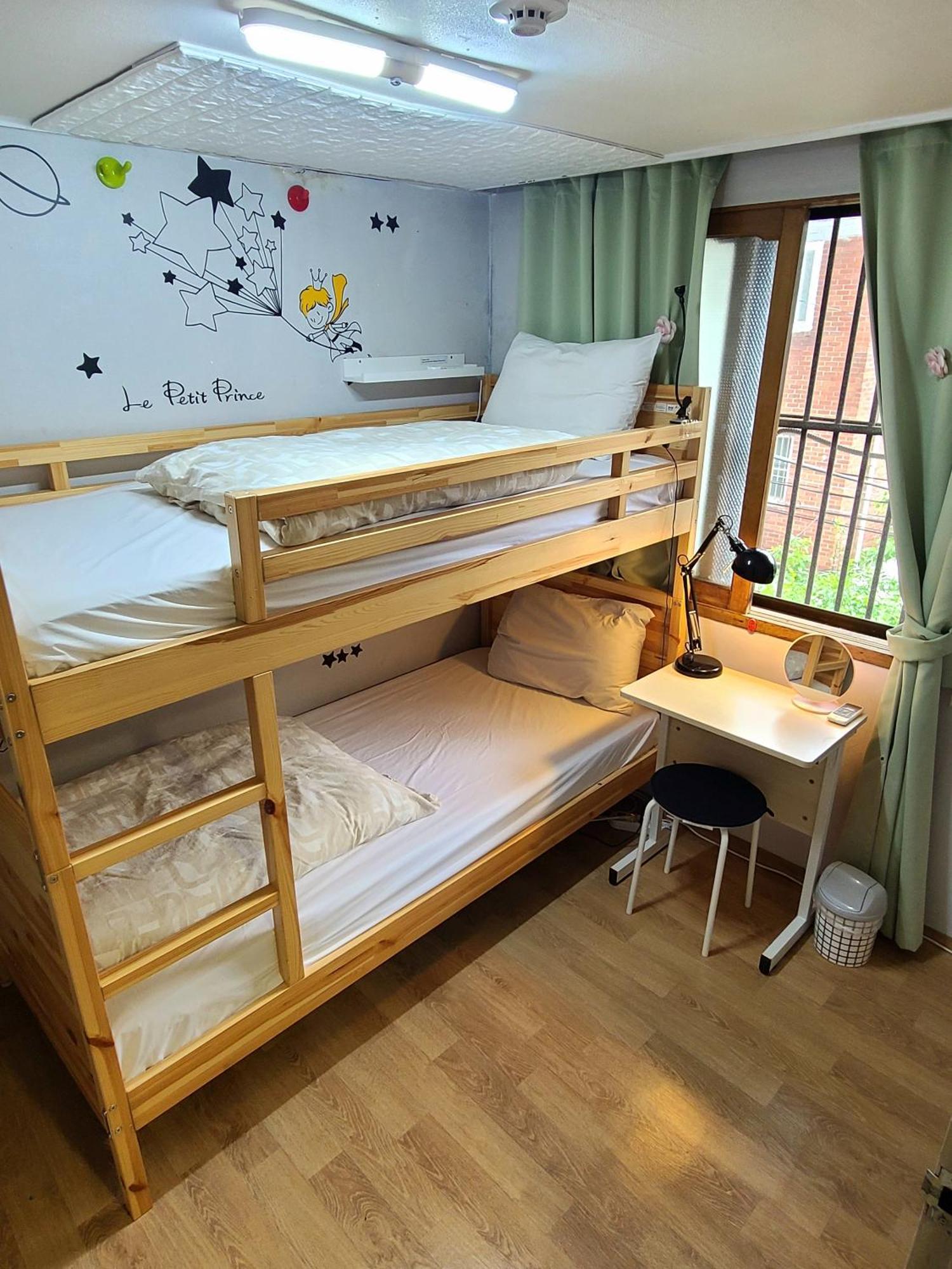 Appletree Guesthouse Seoul Bagian luar foto