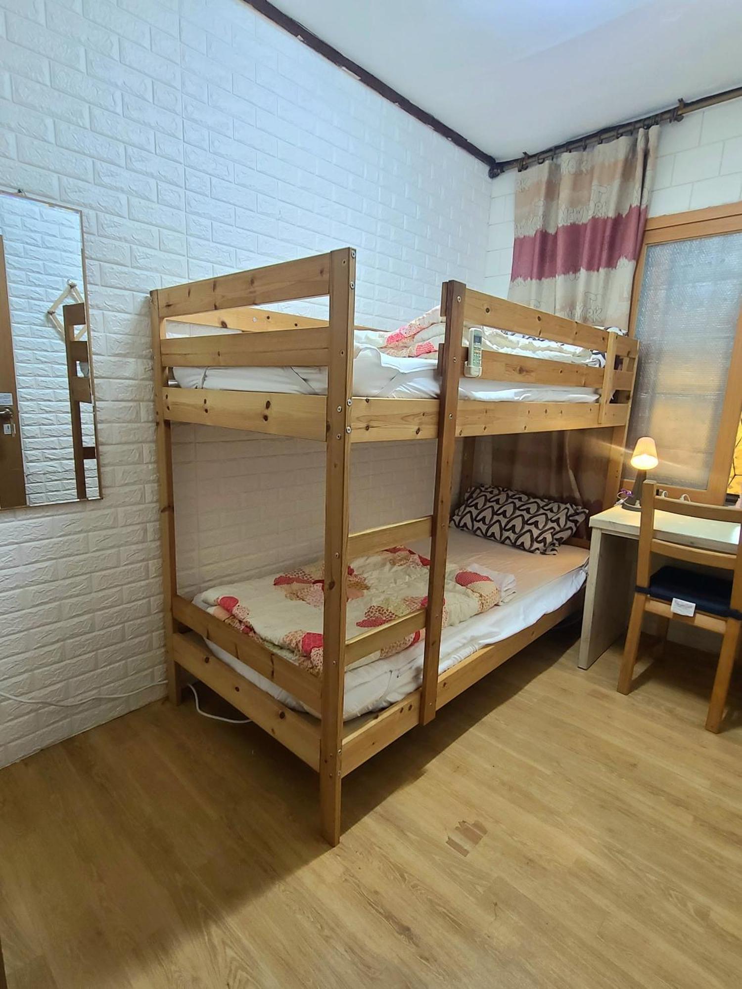 Appletree Guesthouse Seoul Bagian luar foto