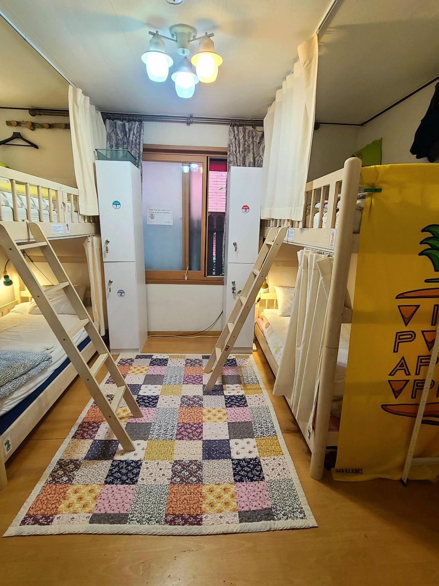 Appletree Guesthouse Seoul Bagian luar foto