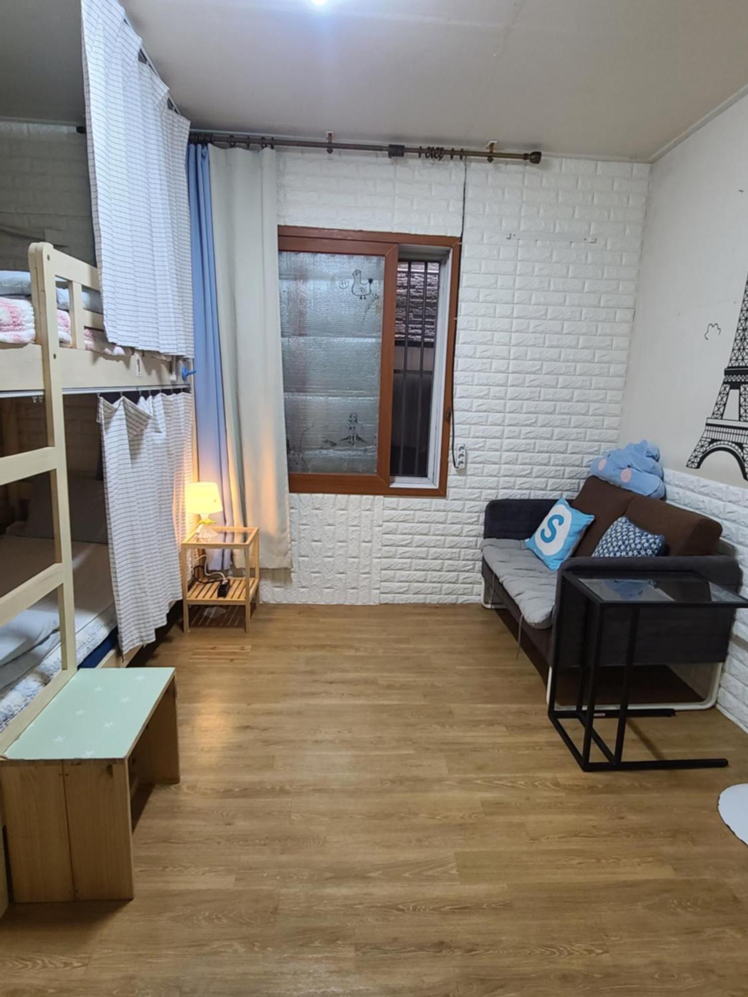 Appletree Guesthouse Seoul Bagian luar foto