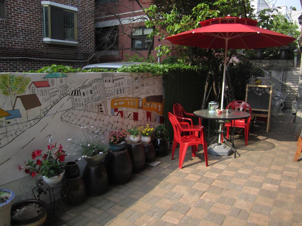 Appletree Guesthouse Seoul Bagian luar foto